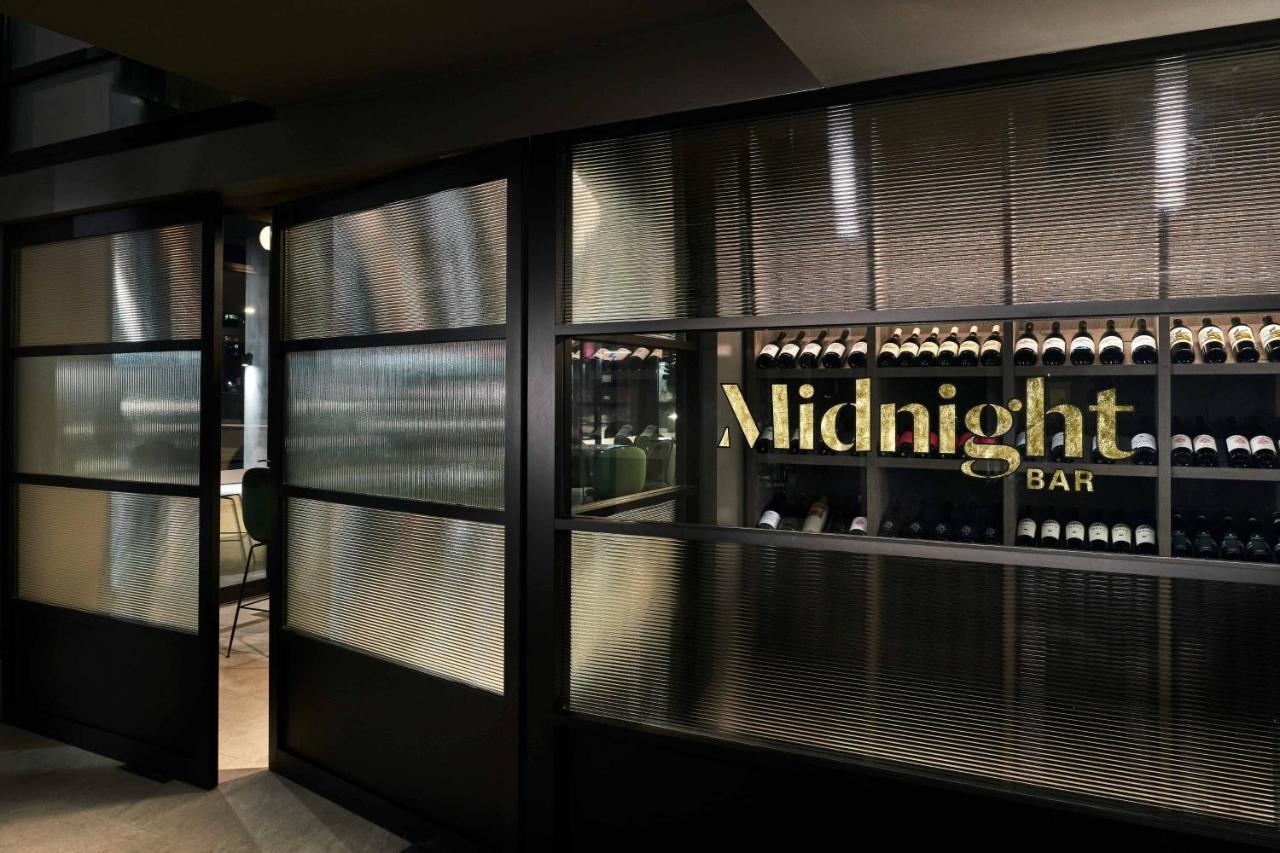 Midnight Hotel, Autograph Collection Canberra Eksteriør billede Midnight Bar